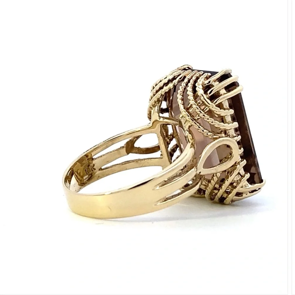 10k Gold Ring with Rectangular Smoky Quartz Gemstone